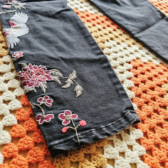 Nanette Lepore Floral Embroidered Birds Black HW Astor Skinny Jeans - Picture 14 of 16